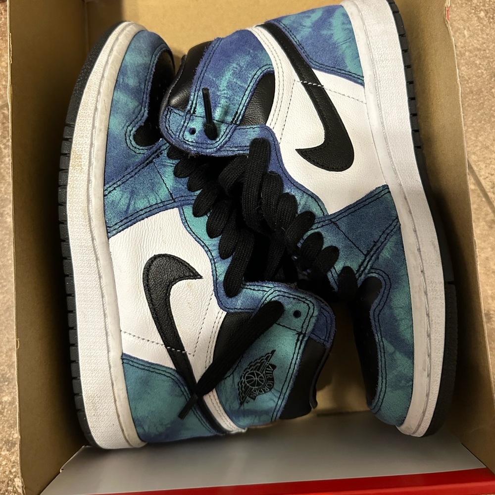 Jordan 1 Tie Dye